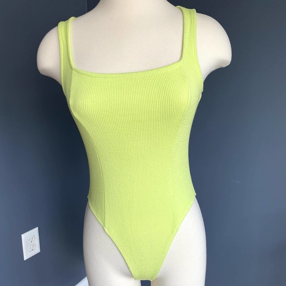 Iime square neck ribbed bodysuit - Picture 3 of 7